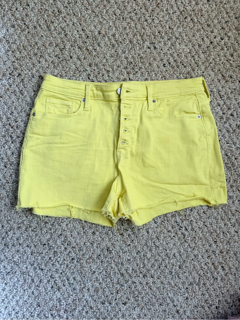 Universal Thread High Rise Yellow Denim Shorts | Raw Hem | Size 12